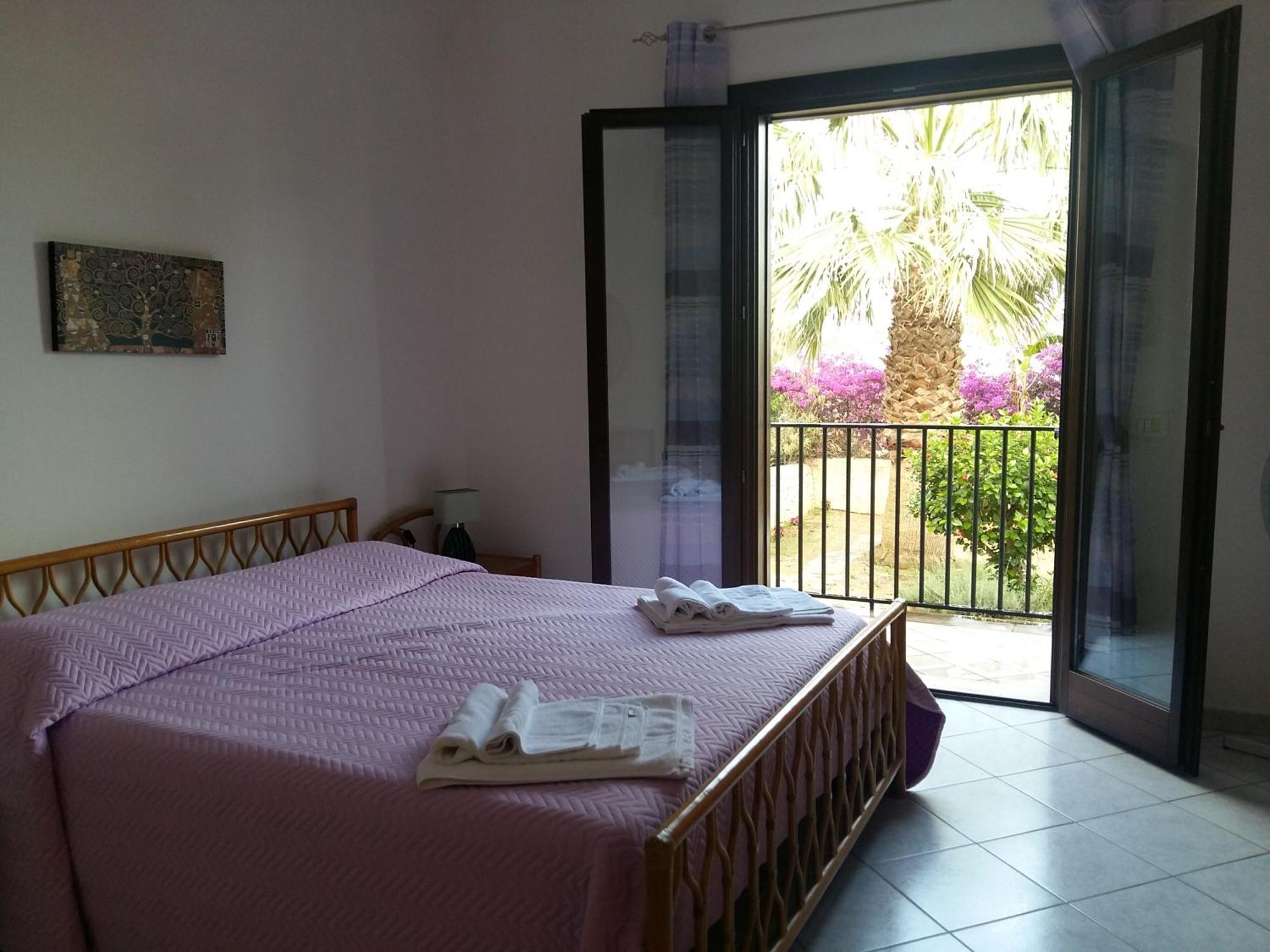 Hibiscus Rosso Villa Donnalucata  Exterior photo
