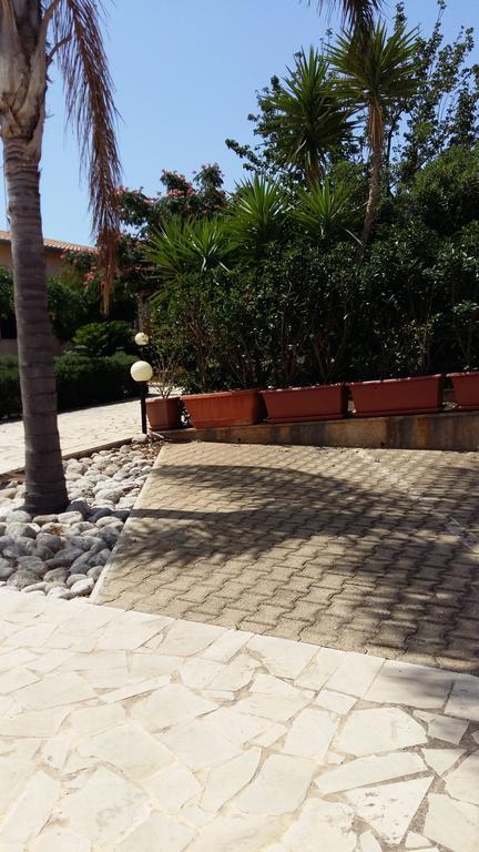 Hibiscus Rosso Villa Donnalucata  Exterior photo